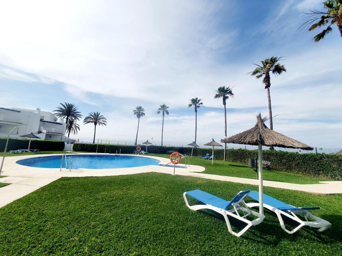 Marbellamar Seaviews Exterior photo